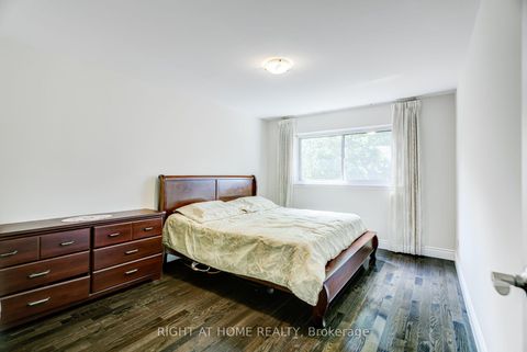Photo 33 at 20 Zealand Road, Richview, Toronto