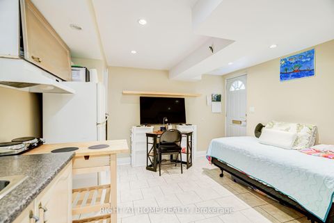 Photo 38 at 20 Zealand Road, Richview, Toronto