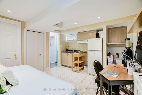 Photo 40 at 20 Zealand Road, Richview, Toronto