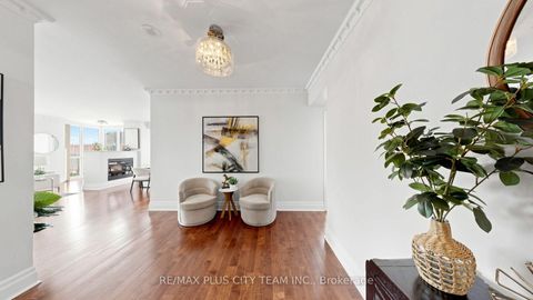 Photo 2 at 4302 - 16 Harbour Street, Waterfront Communities C1, Toronto