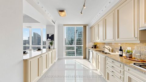 Photo 9 at 4302 - 16 Harbour Street, Waterfront Communities C1, Toronto