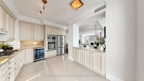 Photo 11 at 4302 - 16 Harbour Street, Waterfront Communities C1, Toronto