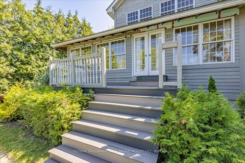 Photo 6 at 311 Lake Drive N, Historic Lakeshore Communities, Georgina