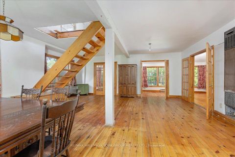 Photo 12 at 311 Lake Drive N, Historic Lakeshore Communities, Georgina