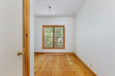 Photo 14 at 311 Lake Drive N, Historic Lakeshore Communities, Georgina