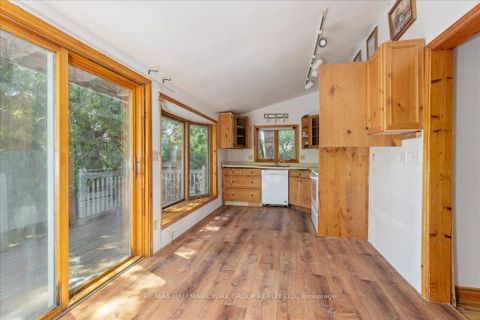 Photo 15 at 311 Lake Drive N, Historic Lakeshore Communities, Georgina