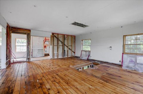 Photo 21 at 311 Lake Drive N, Historic Lakeshore Communities, Georgina