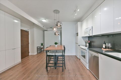 Photo 2 at 3508 - 15 Iceboat Terrace, Waterfront Communities C1, Toronto