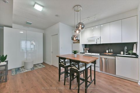 Photo 4 at 3508 - 15 Iceboat Terrace, Waterfront Communities C1, Toronto