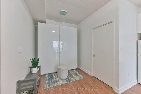 Photo 5 at 3508 - 15 Iceboat Terrace, Waterfront Communities C1, Toronto