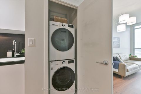 Photo 19 at 3508 - 15 Iceboat Terrace, Waterfront Communities C1, Toronto