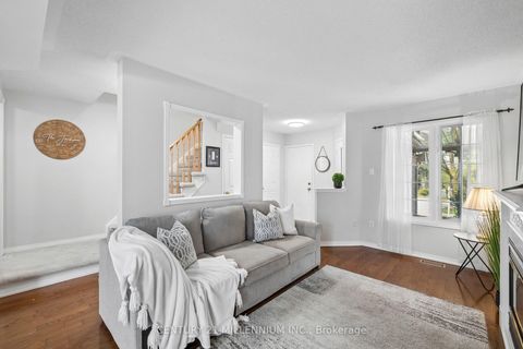 Photo 8 at 116 Woodroof Crescent, Bayview Wellington, Aurora
