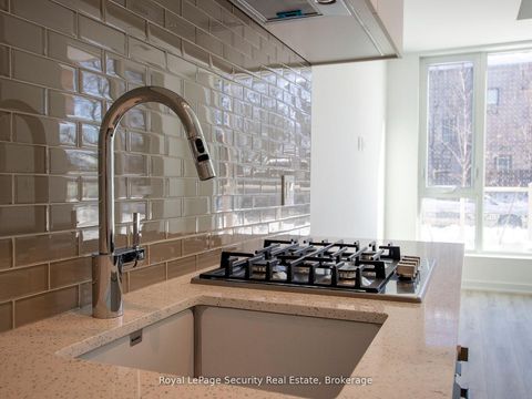 Photo 10 at 104 - 722 Marlee Avenue, Glen Park, Toronto