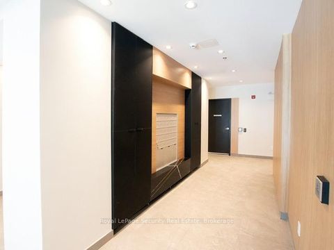 Photo 12 at 301 - 722 Marlee Avenue, Glen Park, Toronto