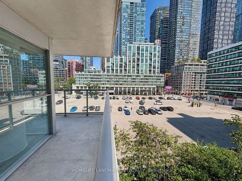 Photo 3 at 318 - 352 Front Street W, Waterfront Communities C1, Toronto