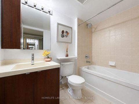 Photo 14 at 318 - 352 Front Street W, Waterfront Communities C1, Toronto