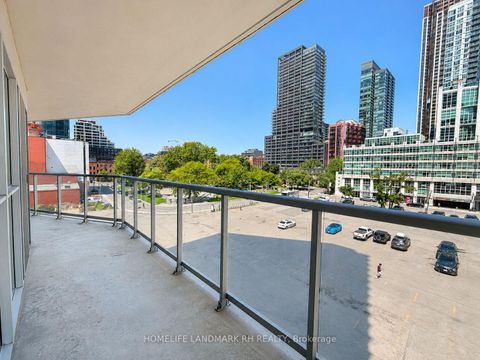 Photo 22 at 318 - 352 Front Street W, Waterfront Communities C1, Toronto
