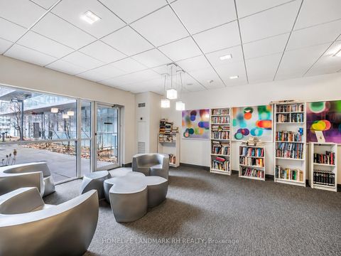 Photo 34 at 318 - 352 Front Street W, Waterfront Communities C1, Toronto