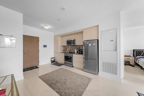 Photo 5 at 407 - 30 Inn The Park Drive, Don Mills, Toronto