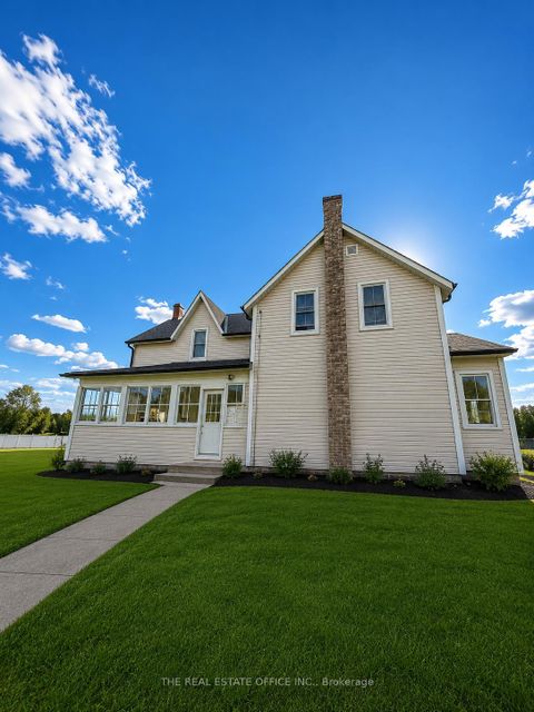 Photo 4 at 43 Clovelly Cove Road, Pefferlaw, Georgina