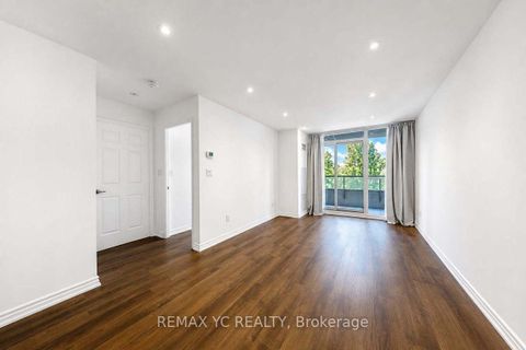 Photo 4 at 216 - 35 Hollywood Avenue, Willowdale East, Toronto