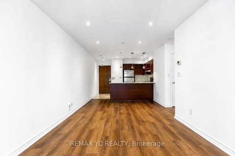 Photo 5 at 216 - 35 Hollywood Avenue, Willowdale East, Toronto