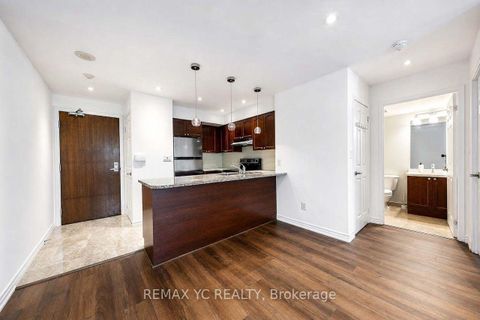 Photo 6 at 216 - 35 Hollywood Avenue, Willowdale East, Toronto