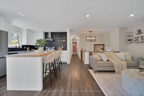 Photo 8 at 2249 Willard Avenue, Alcona, Innisfil