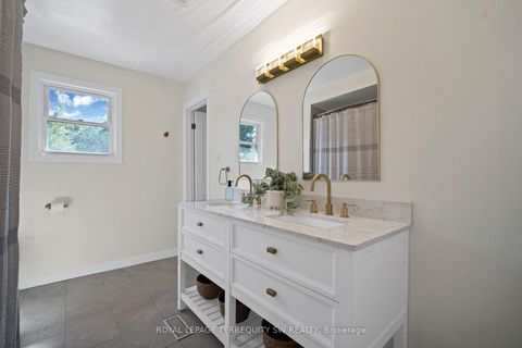 Photo 28 at 2249 Willard Avenue, Alcona, Innisfil