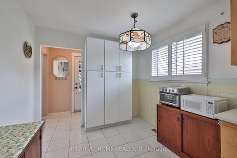 Photo 15 at 25 Larchwood Road, Jane Heights, Toronto
