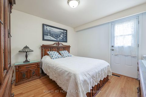 Photo 17 at 25 Larchwood Road, Jane Heights, Toronto