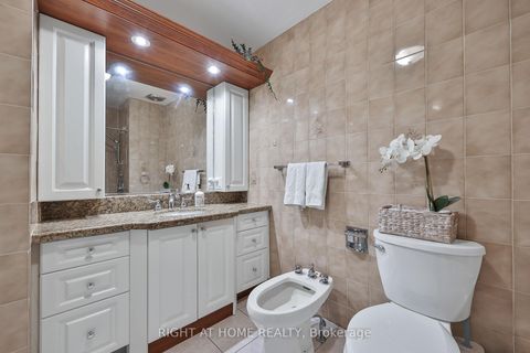 Photo 20 at 25 Larchwood Road, Jane Heights, Toronto
