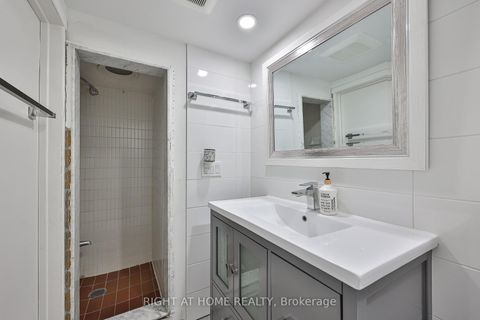 Photo 27 at 25 Larchwood Road, Jane Heights, Toronto