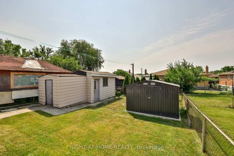 Photo 38 at 25 Larchwood Road, Jane Heights, Toronto