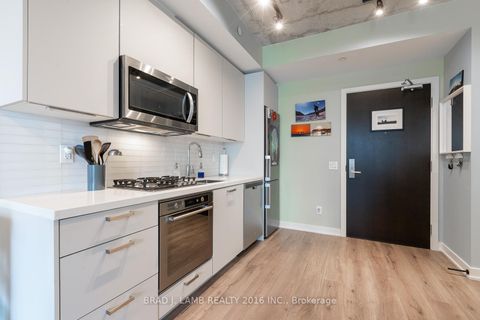 Photo 2 at 607 - 55 Ontario Street, Moss Park, Toronto