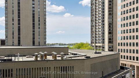 Photo 34 at 609 - 33 Bay Street, Waterfront Communities C1, Toronto