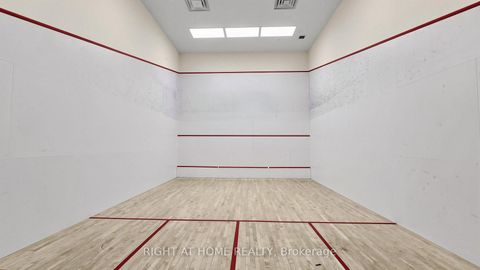 Photo 41 at 609 - 33 Bay Street, Waterfront Communities C1, Toronto