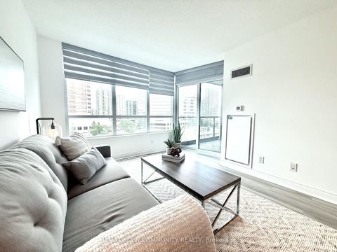 Photo 18 at 622 - 25 Greenview Avenue, Newtonbrook West, Toronto