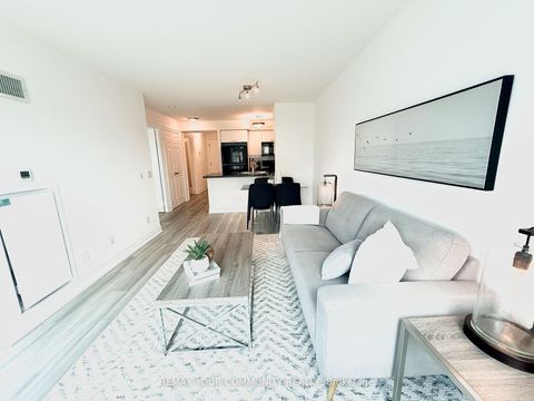 Photo 21 at 622 - 25 Greenview Avenue, Newtonbrook West, Toronto
