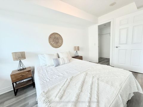 Photo 23 at 622 - 25 Greenview Avenue, Newtonbrook West, Toronto