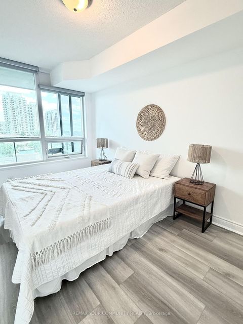 Photo 24 at 622 - 25 Greenview Avenue, Newtonbrook West, Toronto