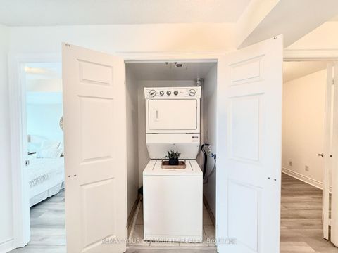 Photo 27 at 622 - 25 Greenview Avenue, Newtonbrook West, Toronto