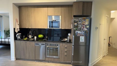 Photo 3 at 3433 - 5 Mabelle Avenue, City Centre West, Toronto
