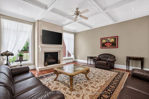 Photo 9 at 16 Boyle Drive, South Richvale, Richmond Hill