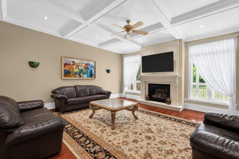 Photo 10 at 16 Boyle Drive, South Richvale, Richmond Hill