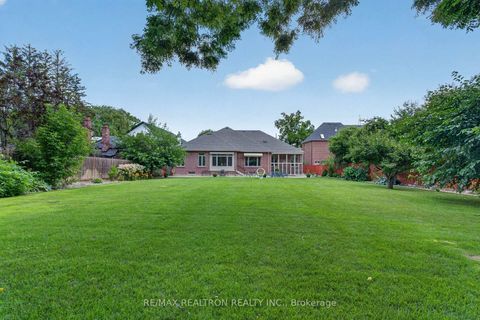 Photo 26 at 16 Boyle Drive, South Richvale, Richmond Hill