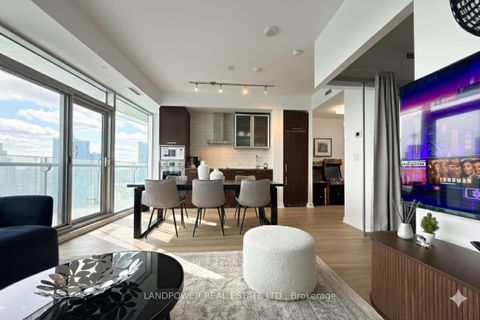 Photo 3 at 6009 - 14 York Street, Waterfront Communities C1, Toronto
