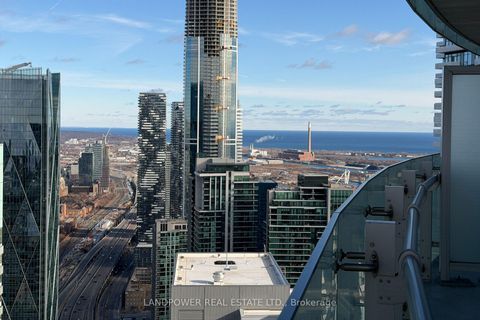 Photo 12 at 6009 - 14 York Street, Waterfront Communities C1, Toronto