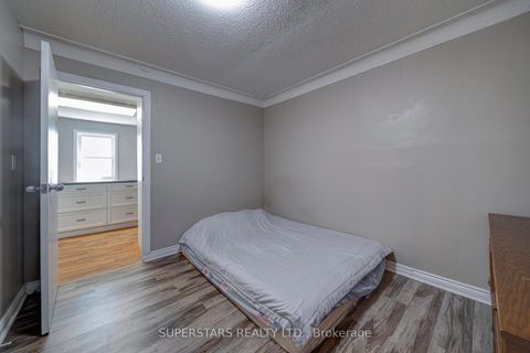 Photo 12 at 19880 Dufferin Street, Rural King, King