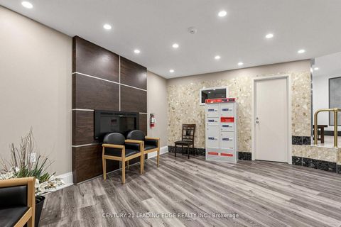 Photo 9 at 304 - 5 Vicora Linkway, Flemingdon Park, Toronto